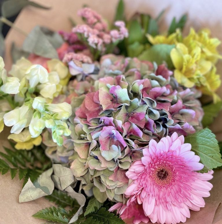 Florist West Auckland Delivery Flowers Auckland Flowers On The Hilltop