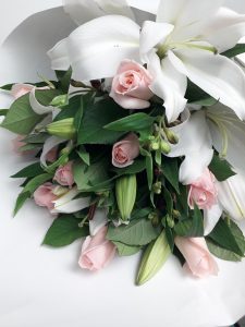 Soft-Pastel-Hand-Tied-Bouquet-