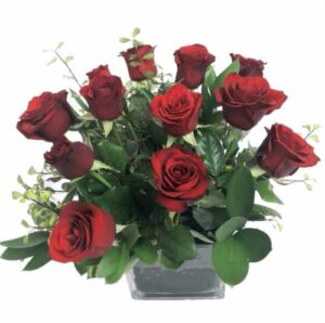 12 red roses arrangement