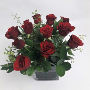 One Doz Reds 40cm Keepsake Glass