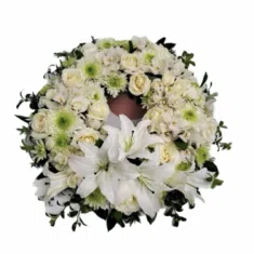Cream Green & White Wreath