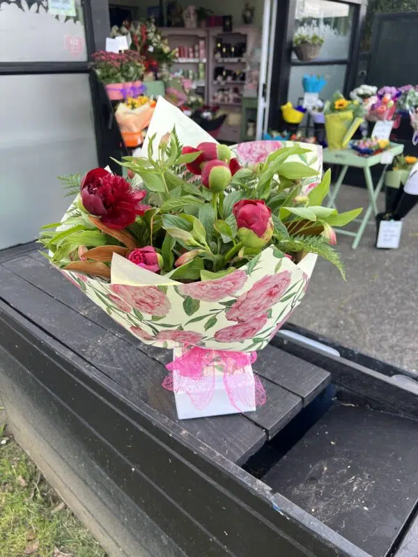 Red Charm Peonie Bouquet - Image 2