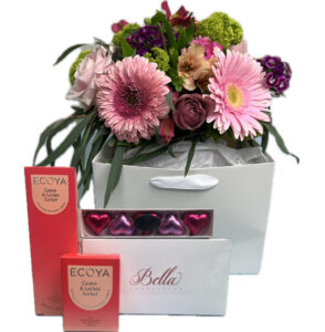 Indulge Bloom Bag Posy Gift Set
