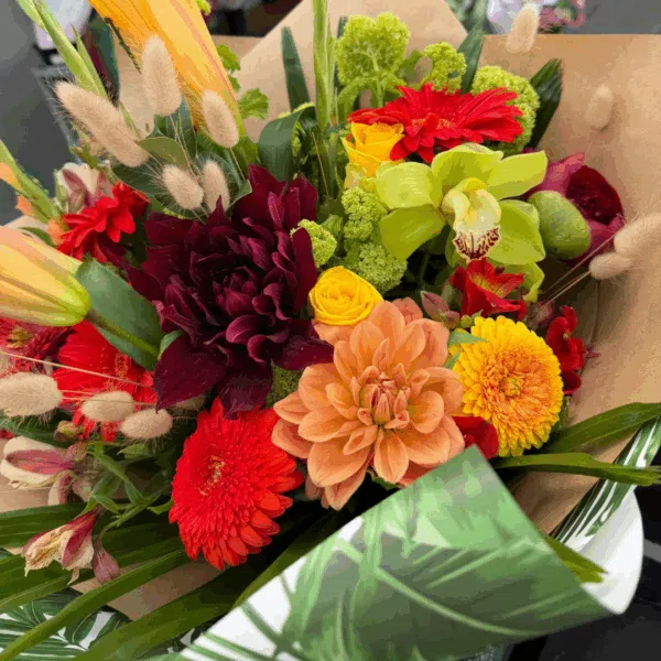 Bright Floral Bouquet - Image 2