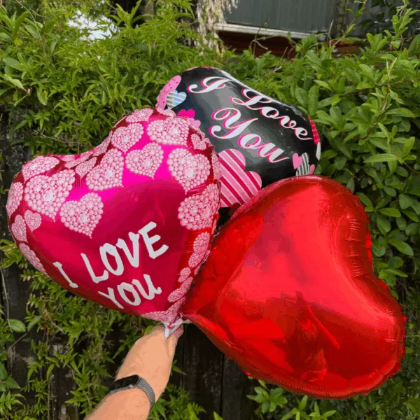 Large Valentines Balloon - Image 1